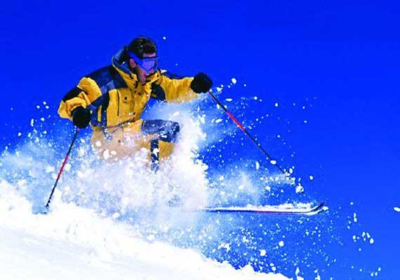 Skiing In Gulmarg